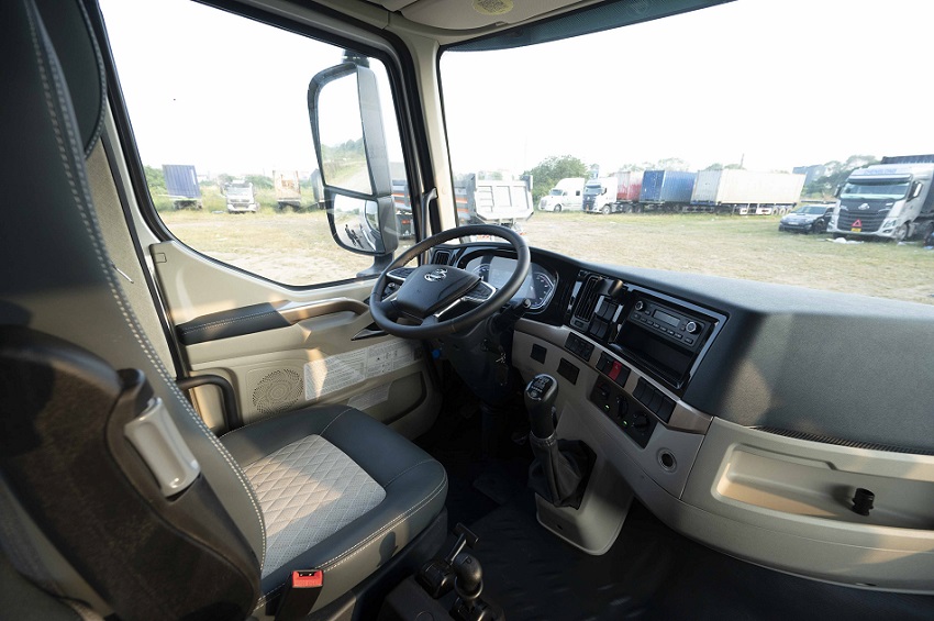 XE ĐẦU KÉO CHENGLONG FLEXX 310HP H5 4x2